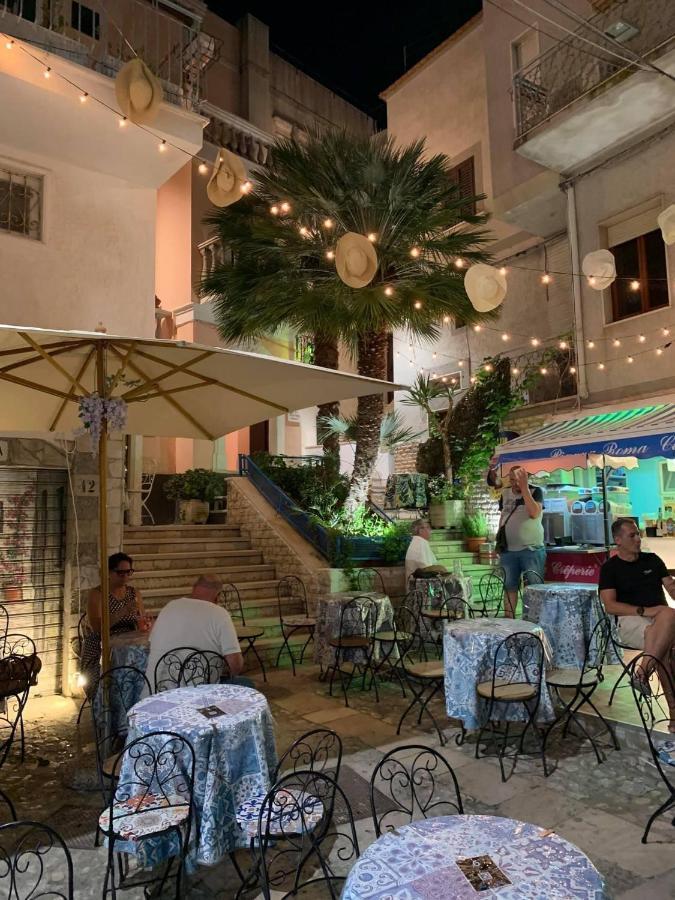 Casa Vacanze Refugium & Lounge Ferienwohnung Vico Del Gargano Eksteriør billede